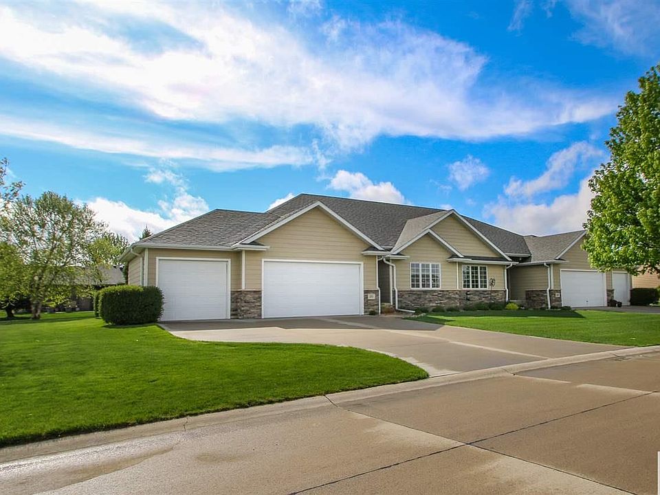 1st image of 235 La Costa Ln