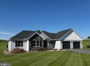 10 Harvest Dr, Lewistown, PA 17044