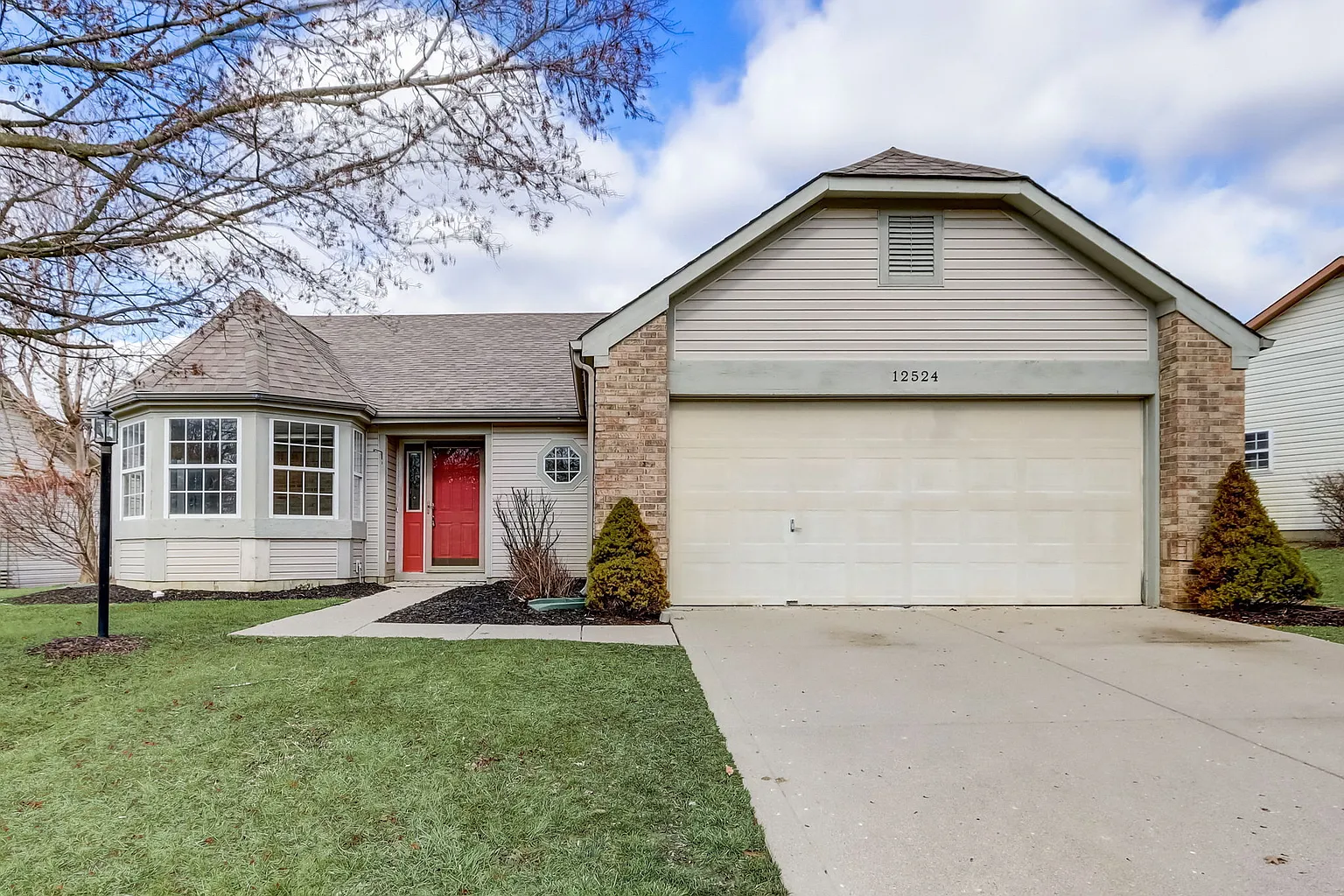 12524 Winding Creek Ln photo 1
