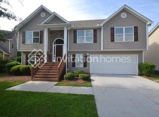 2959 Meadow Point Dr, Snellville, GA 30039