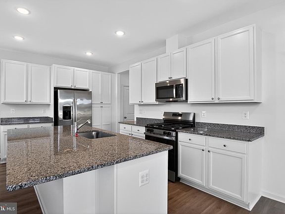 5th image of 20424 Spyglass Cir