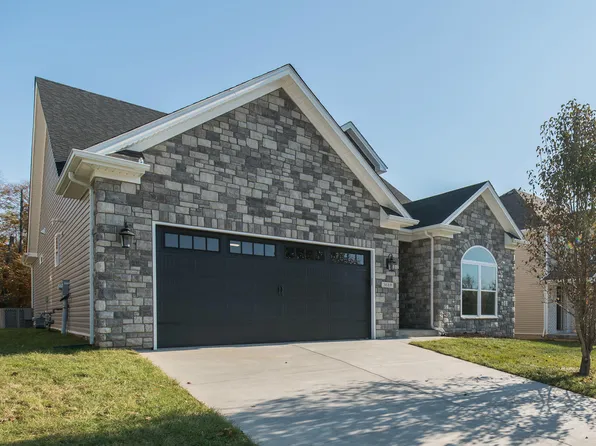 1195 Twilight Shadow Dr, Lexington, KY 40509