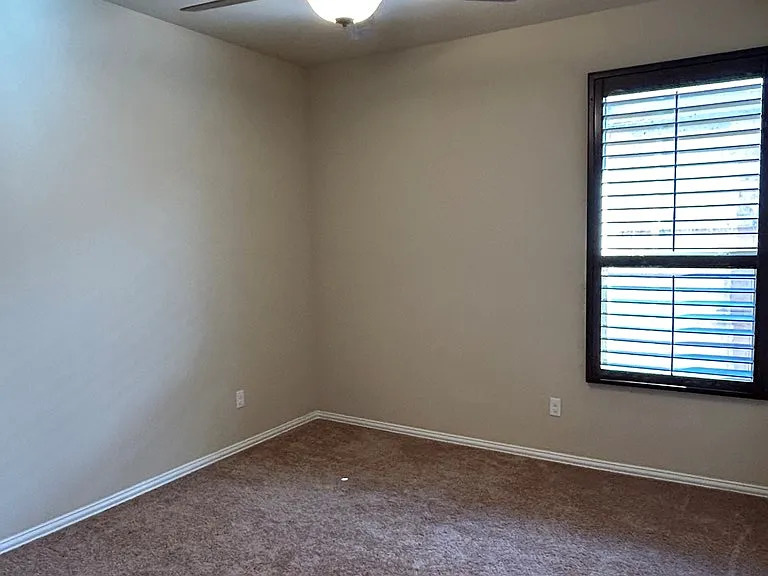 6918 Brooks Ranch Rd — Photo 10