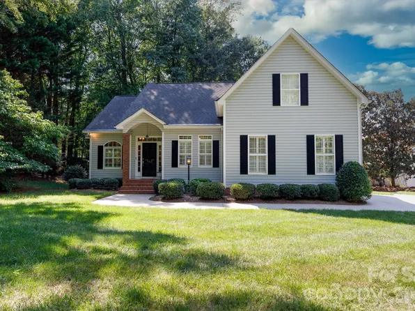952 Lake Club Dr, Rock Hill, SC 29732