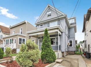 262 Main St, East Rutherford, NJ 07073