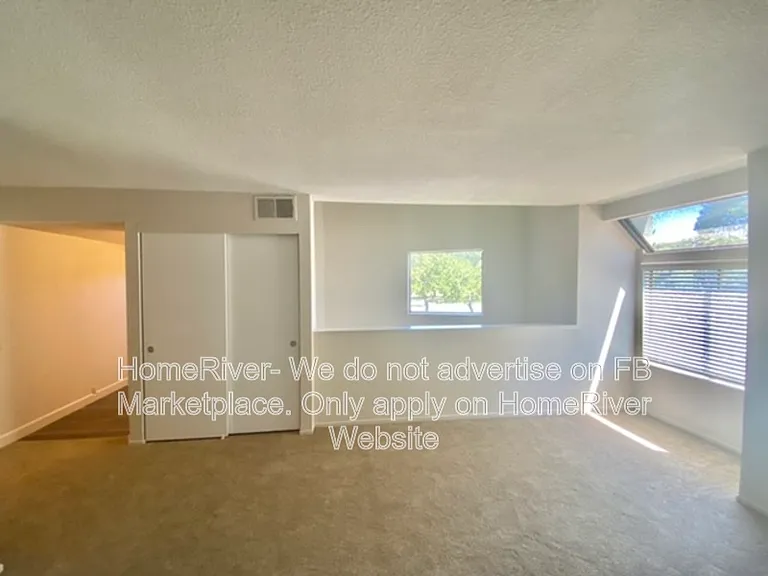 6210 Gloria Dr — Photo 15