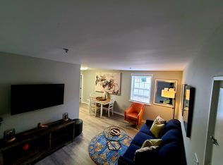915 18th Ave S APT 101, Nashville, TN 37212