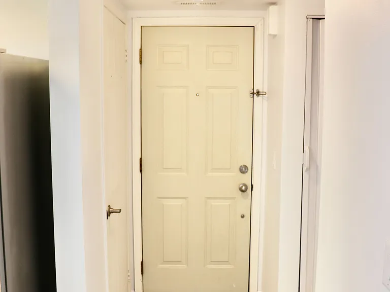 117 Bristol Rd E #45 — Photo 2