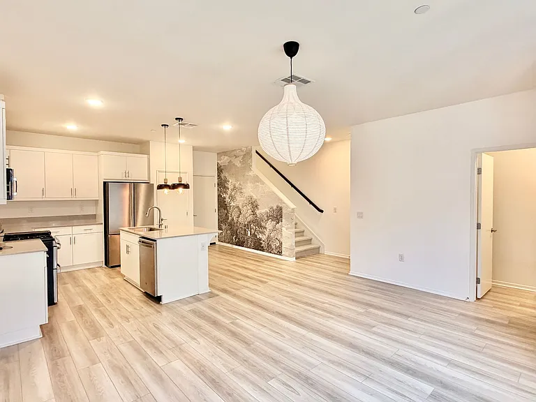 320 Citrine Trl — Photo 6