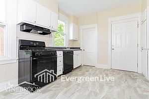 4th image of 4126 Harding Ave