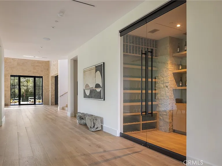 24341 Rolling View Rd — Photo 15