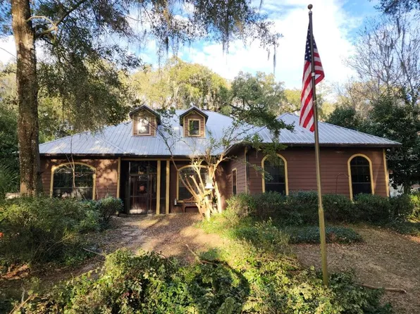 255 W Smith Ave, Micanopy, FL 32667