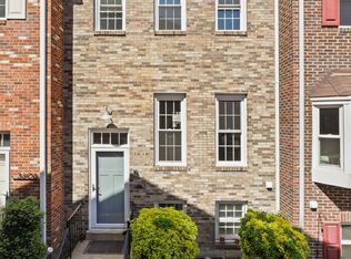 3810 Brighton Ct, Alexandria, VA 22305