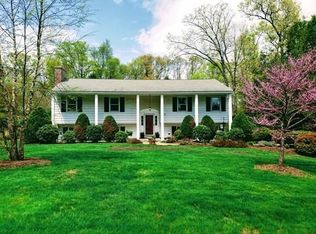 211 Manchonis Rd Ext, Wilbraham, MA 01095