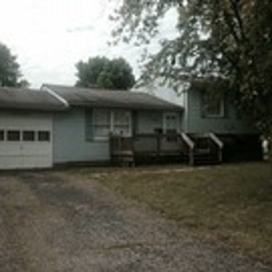 717 W Martindale
