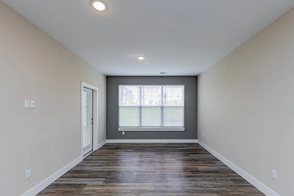 The Flats at Summit Station — Photo 2