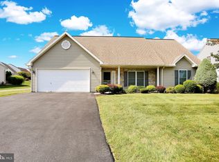 115 S Cacoosing Dr, Sinking Spring, PA 19608