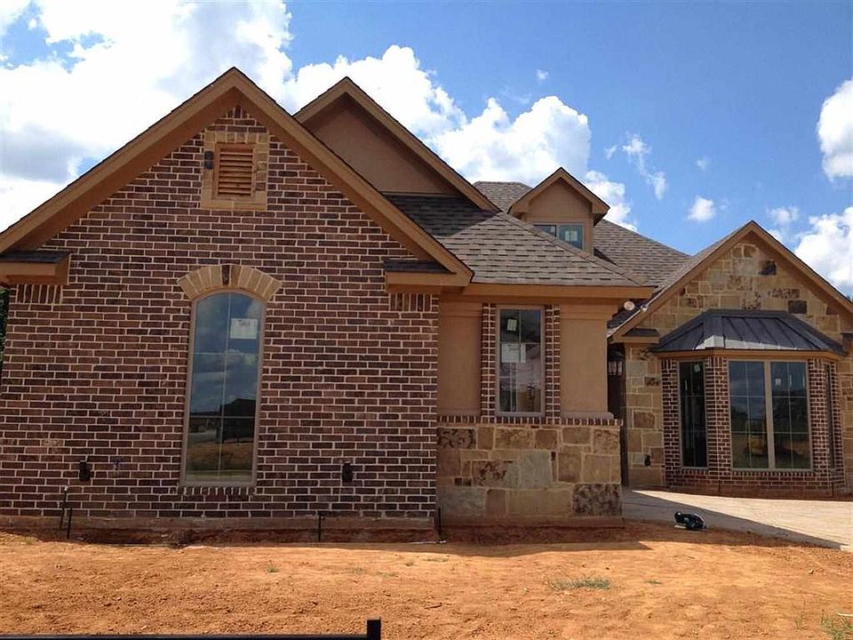 1st image of 121 Germantown Cir
