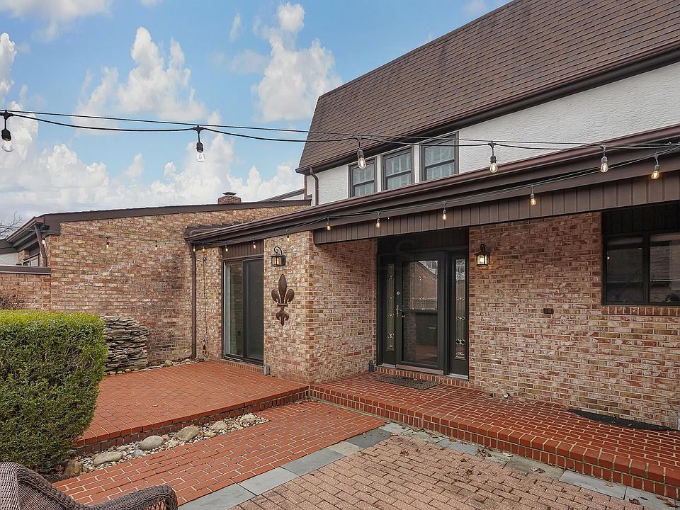 1st image of 1717 Arlingate Dr N