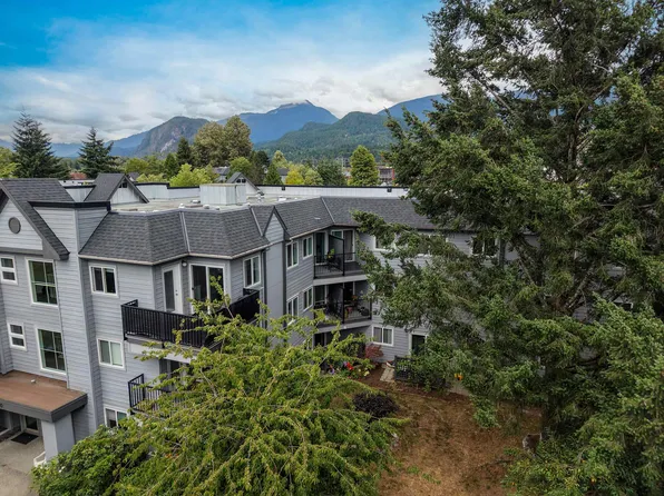 40120 Willow Cres #B310, Squamish, BC V8B 0L7