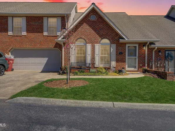 404 Mountain View Rd #104, Johnson City, TN 37601