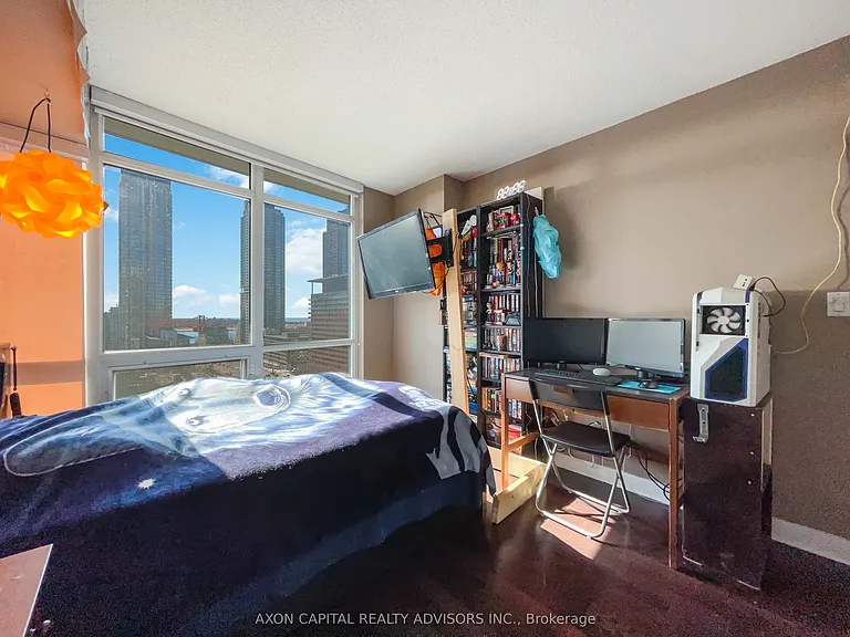 397 Front St W #1711 — Photo 11