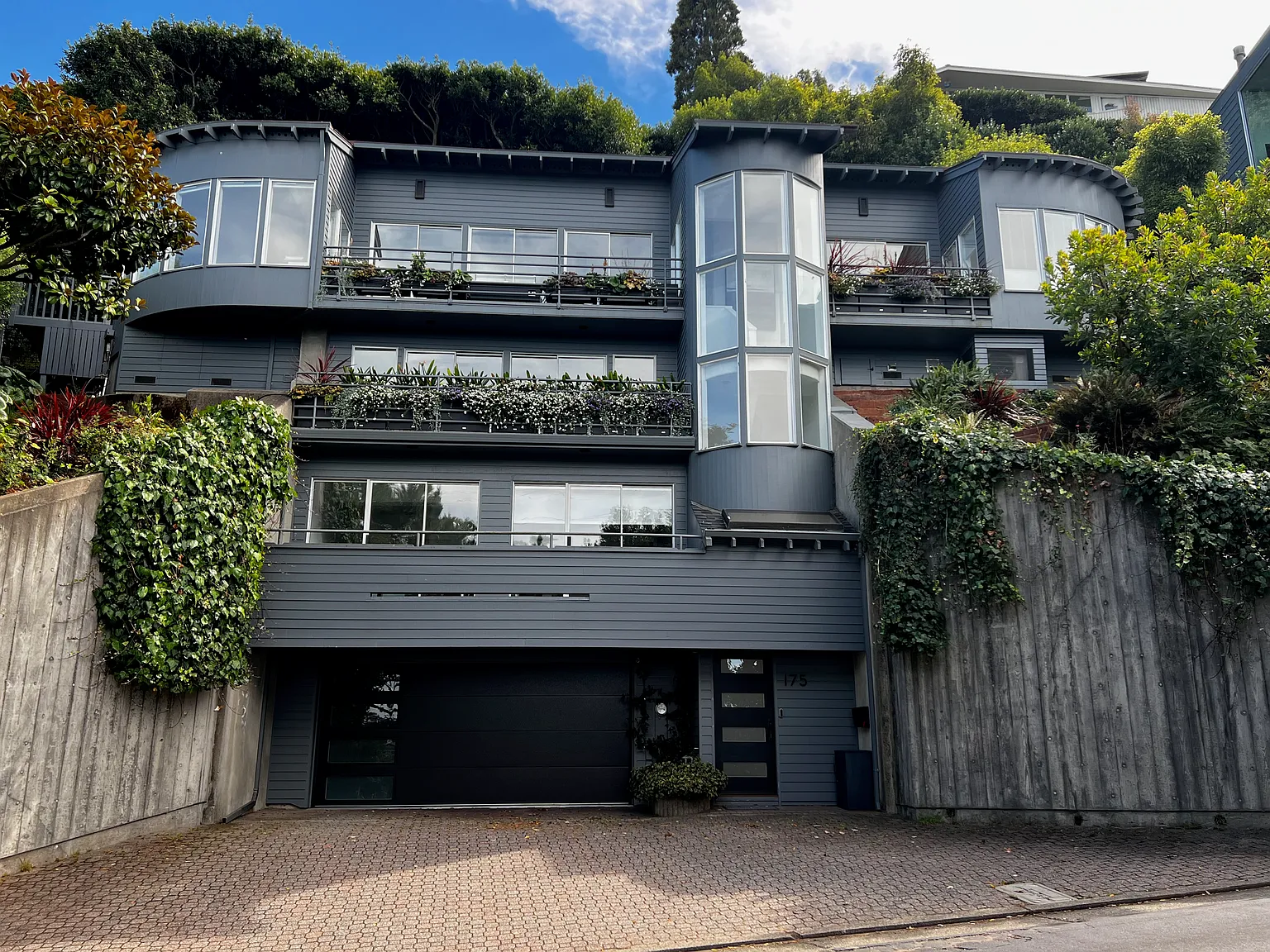 Spencer Ave, Sausalito — Photo 2