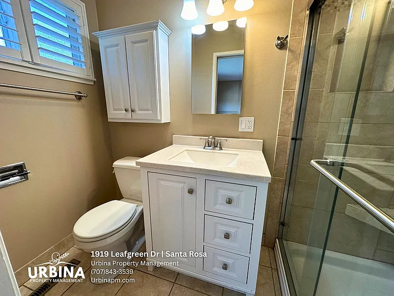 1919 Leafgreen Dr — Photo 18