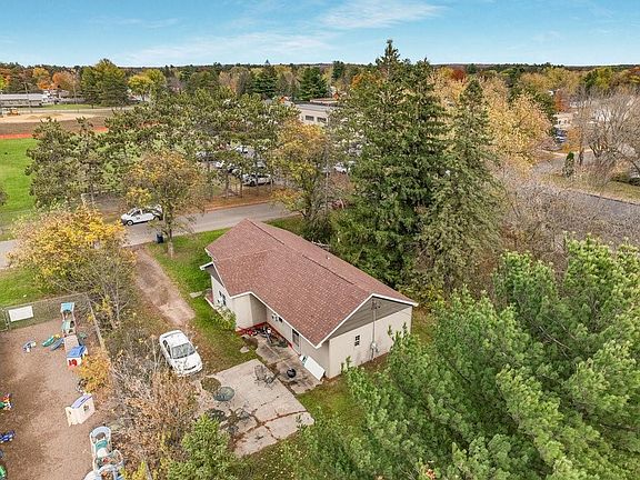 5th image of 713 Morrison Street