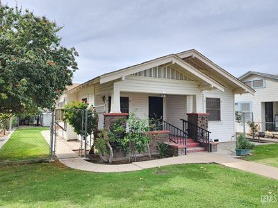 1301 K St, Bakersfield, CA, 93301