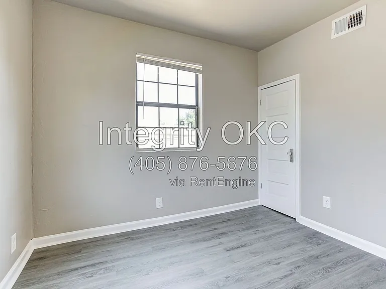 1919 NW 11th St #4D — Photo 4