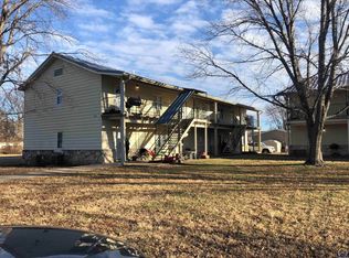 304 8th St, Ogden, KS 66517