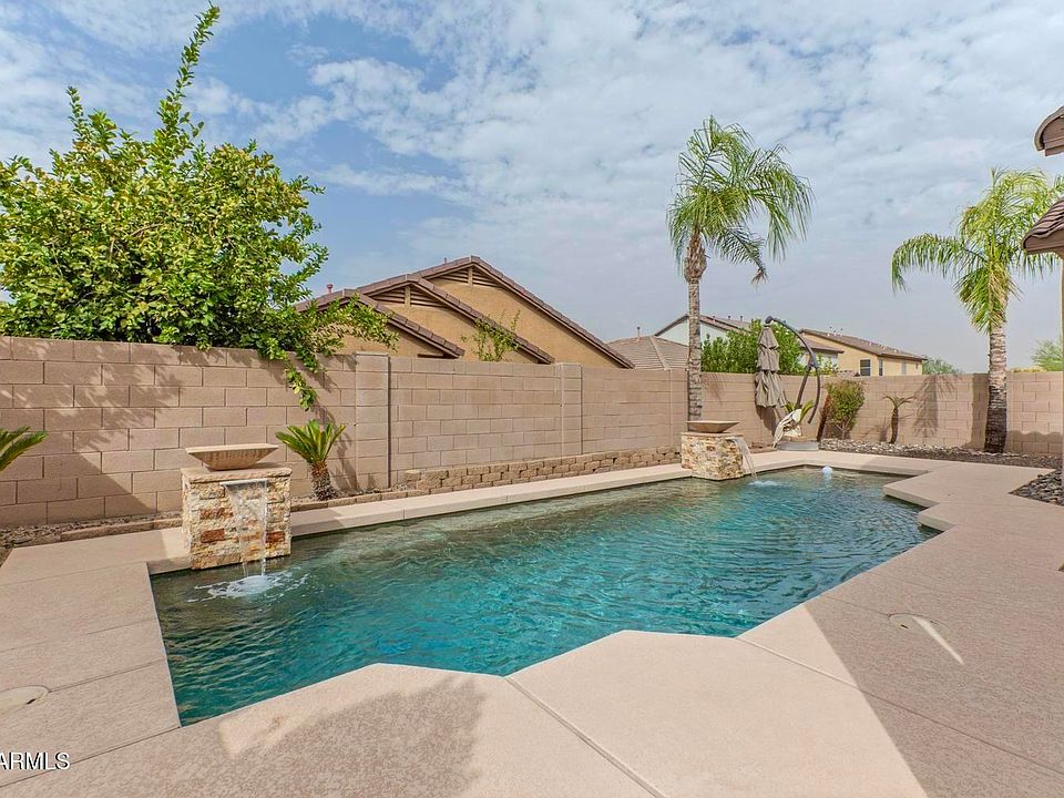 1st image of 29432 N 68TH Lane
