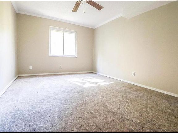 5th image of 2812 Blackforest Dr APT F