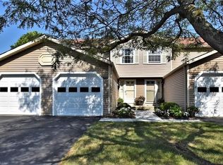 1941 Ridge Meadow Ct, Twinsburg, OH 44087