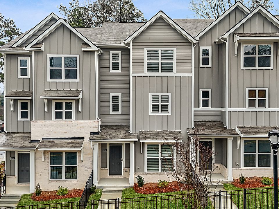 1st image of 1303 Lakota Pl SE #1303