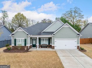 117 Cherokee Reserve Cir, Canton, GA 30115