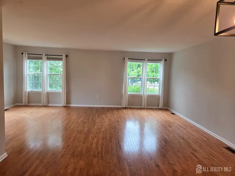 6 Chimney Ct — Photo 12