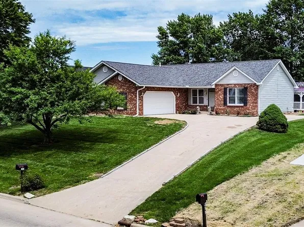 297 Maple Summit Rd, Jerseyville, IL 62052