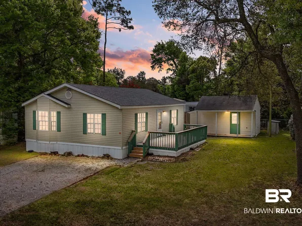 390 Maria Dr, Lillian, AL 36549