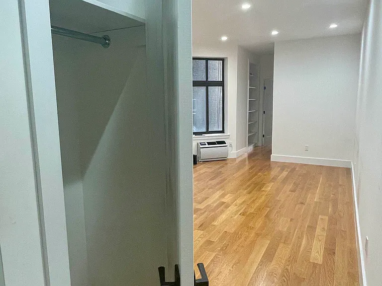 214 E 83rd St #2A — Photo 3