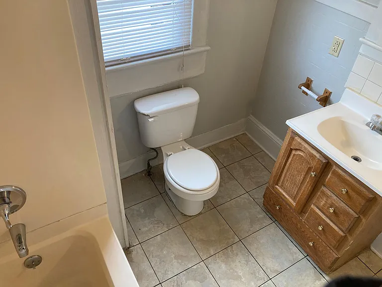 203 Belleview Ave #B — Photo 16