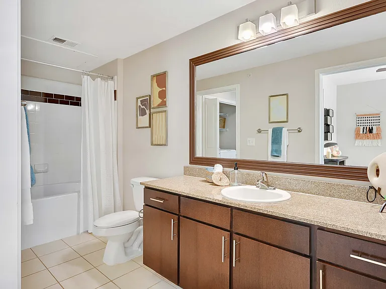 Greenhaven Apartments — Photo 12