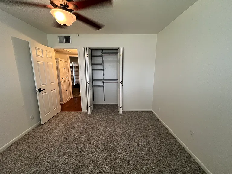 7437 E Taylor St — Photo 15
