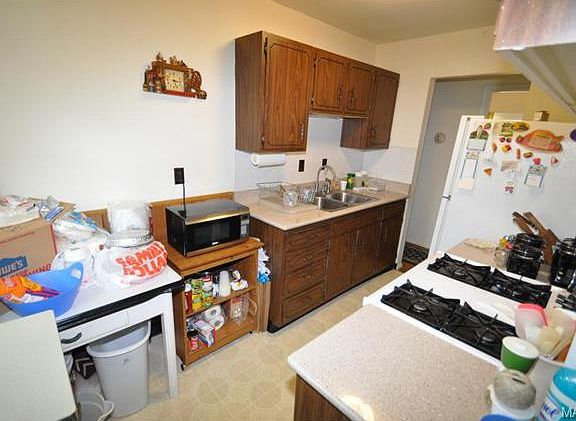 5th image of 10523 Lothian Cir