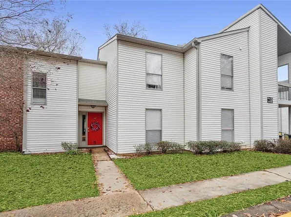 305 Parkview Blvd #305, Mandeville, LA 70471