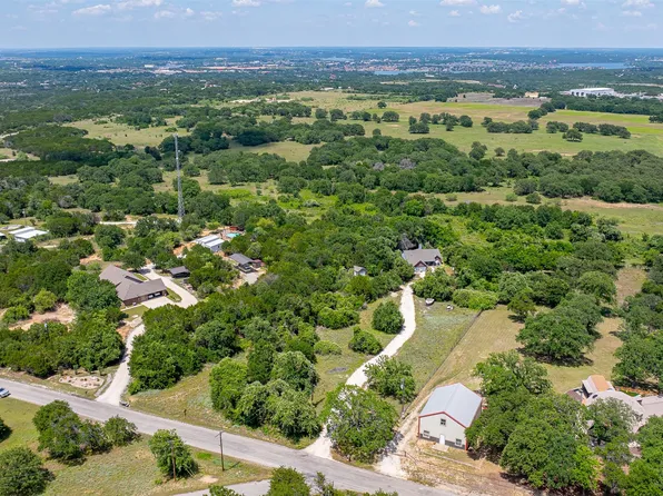 4427 Hunters Glen Ct, Granbury, TX 76048