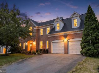 43478 Golden Meadow Cir, Ashburn, VA 20147