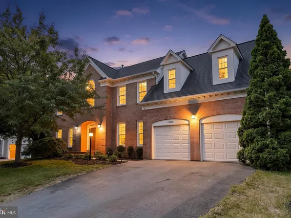 43478 Golden Meadow Cir, Ashburn, VA 20147