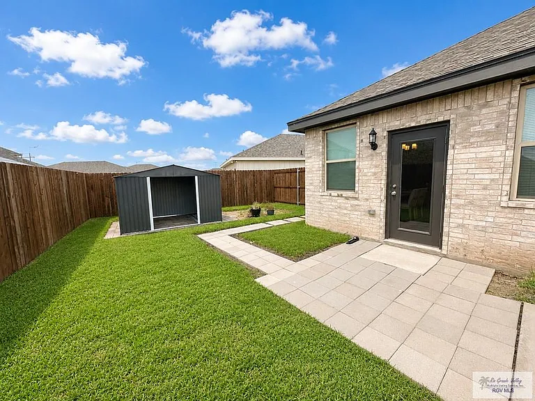 2340 Cougar Trl — Photo 12